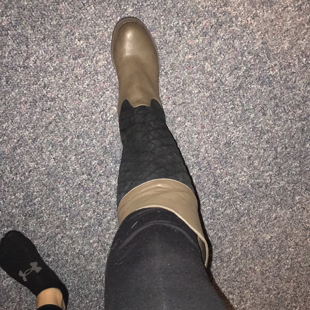 Boots - Picture 2 of 3